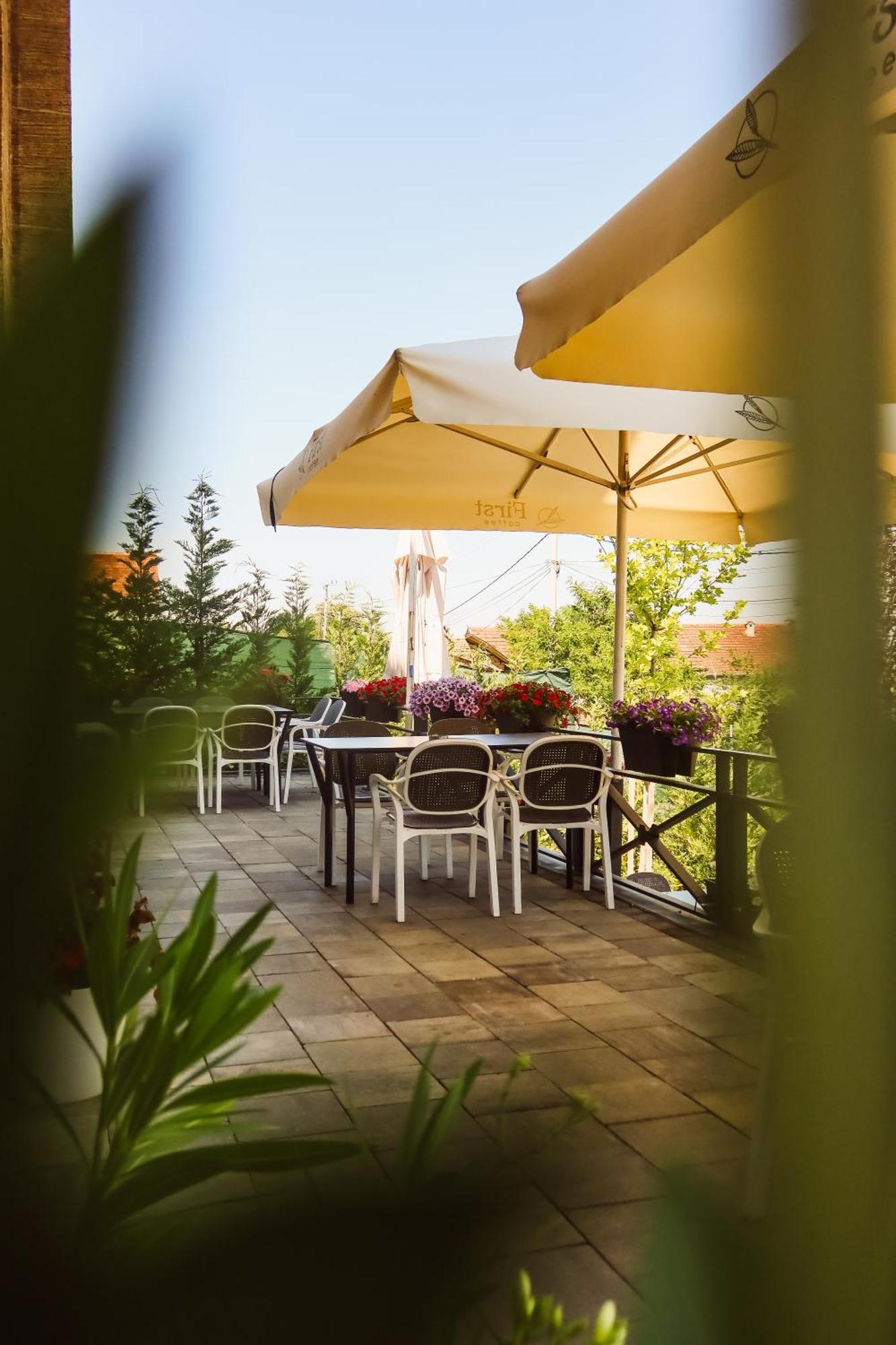 Andoena Resort Lipjan Exterior photo